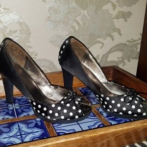 Shoes - ⬇ PRICE DROP 🖤 Adorable Peep-toe polka dots Shoes - ⬇ PRICE DROP 🖤 Adorable Peep-toe polka dots
